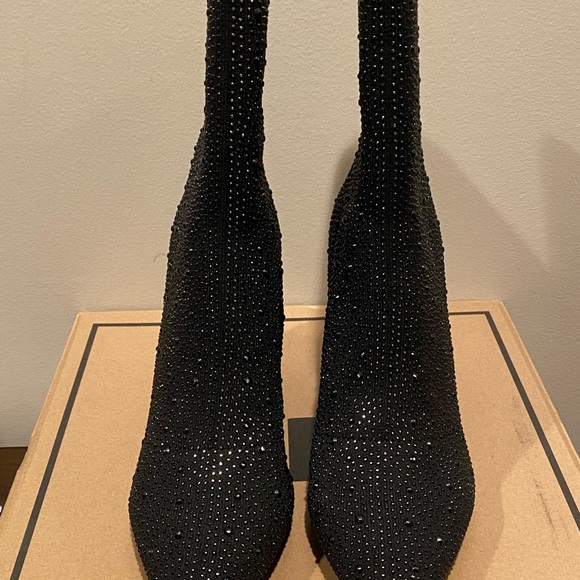 MIA Black Sparkling Heeled Boots - Picture 3 of 6